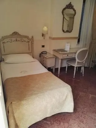 Tek Kişilik Oda