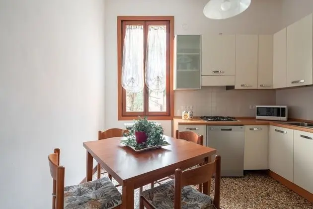 Classic Apart Daire, 2 Yatak Odası, Kanal Manzaralı (Check-in online)