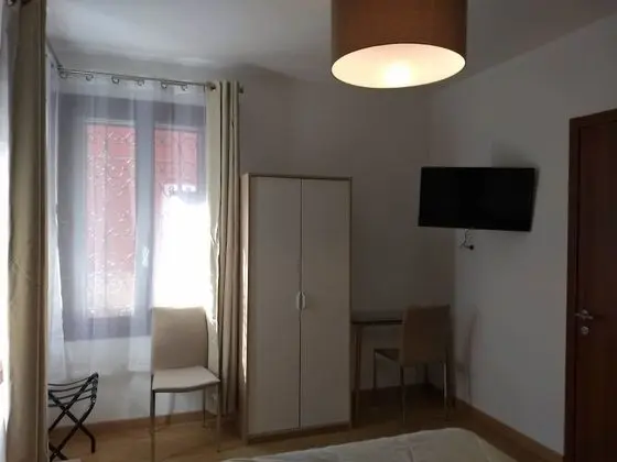 Deluxe Tek Büyük Yataklı Oda, 1 Büyük (Queen) Boy Yatak, Sigara İçilmez, Avlu Manzaralı