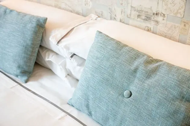 Süit, Sıcak Su Havuzu