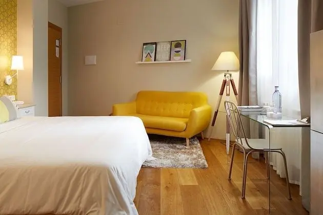 Tek Büyük Yataklı Oda