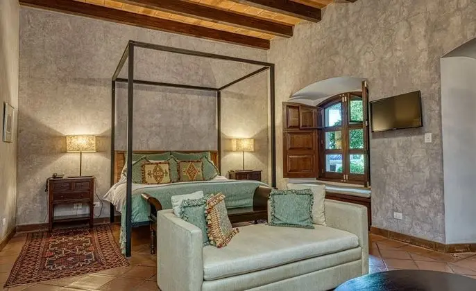 4 Junior Suite La Merced