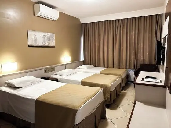 Deluxe Üç Kişilik Oda