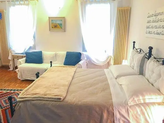 Romantic Stüdyo Süit