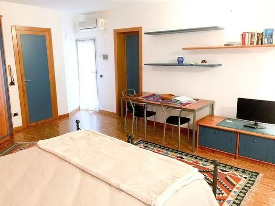 Romantic Stüdyo Süit