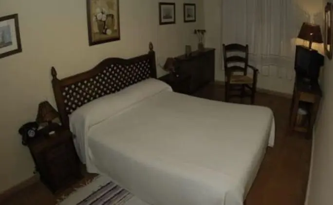 Tek Büyük Yataklı Oda