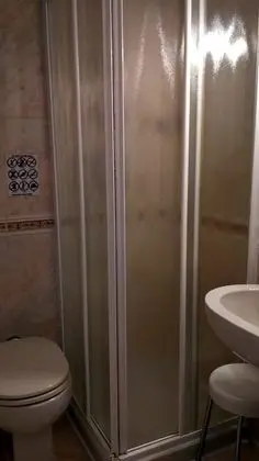 Basic Tek Büyük Yataklı Oda (Small)