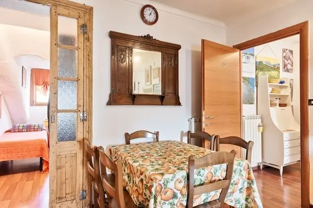 Apart Daire, 2 Yatak Odası, Sigara İçilmez
