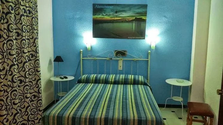Basic Tek Büyük Yataklı Oda, Avlu Manzaralı