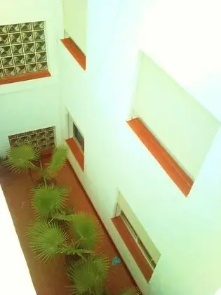 Basic Tek Büyük Yataklı Oda, Avlu Manzaralı