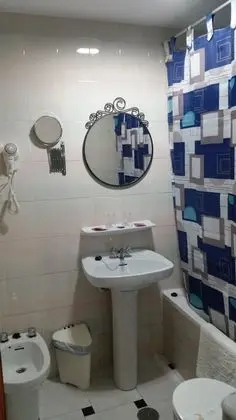 Basic Tek Büyük Yataklı Oda, Avlu Manzaralı