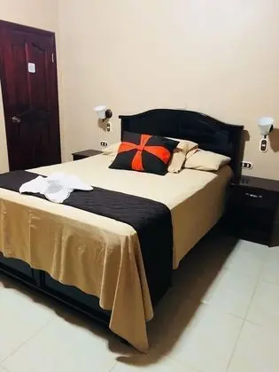Tek Büyük Yataklı Oda, 1 Çift Kişilik Yatak