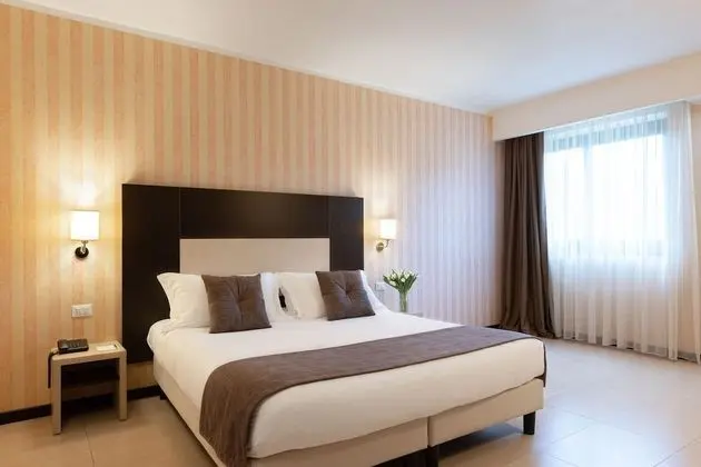 Family Oda, Birden Çok Yatak, Sigara İçilmez