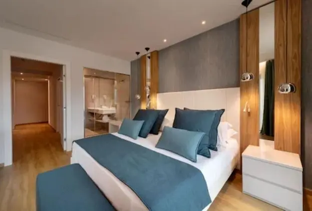 Süit, 1 Büyük (Queen) Boy Yatak, Sigara İçilmez