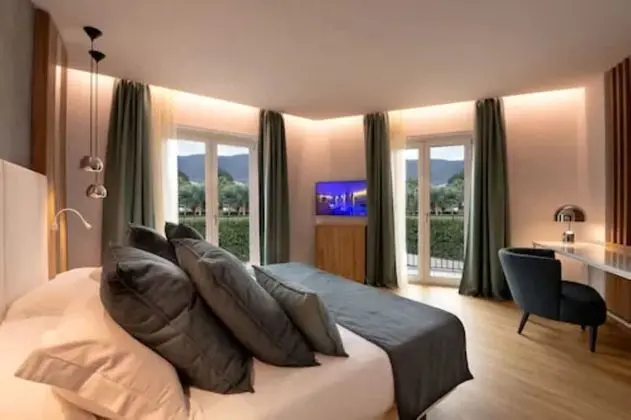 Süit, 1 Büyük (Queen) Boy Yatak, Sigara İçilmez