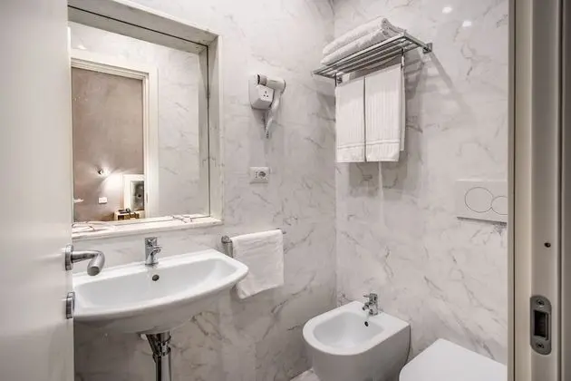 Standard Üç Kişilik Oda