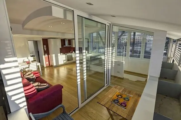 Panoramic Apart Daire, Teras
