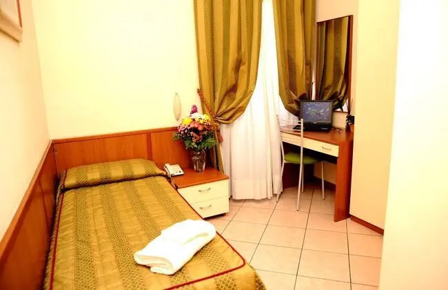 Tek Kişilik Oda Standard