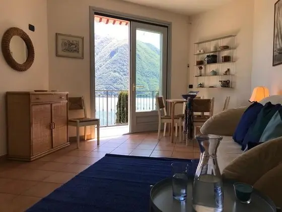 Apart Daire, 1 Yatak Odası, Balkon, Göl Manzaralı
