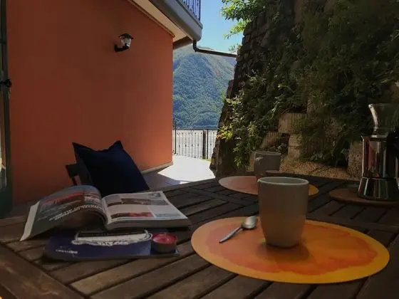 Apart Daire, 1 Yatak Odası, Balkon, Göl Manzaralı