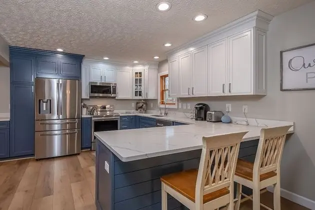 Ev, Birden Çok Yatak, Sıcak Su Havuzu