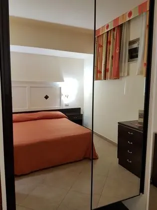 Çift ​​kişilik Economy