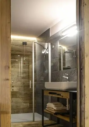 Classic Tek Büyük veya İki Ayrı Yataklı Oda, Balkon
