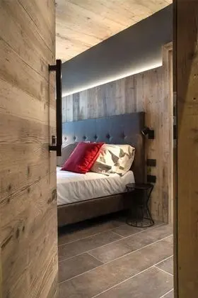 Superior Tek Büyük veya İki Ayrı Yataklı Oda, Balkon, Dağ Manzaralı