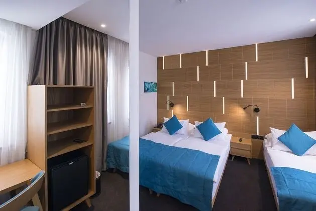 Deluxe Üç Kişilik Oda