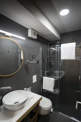 Deluxe Üç Kişilik Oda