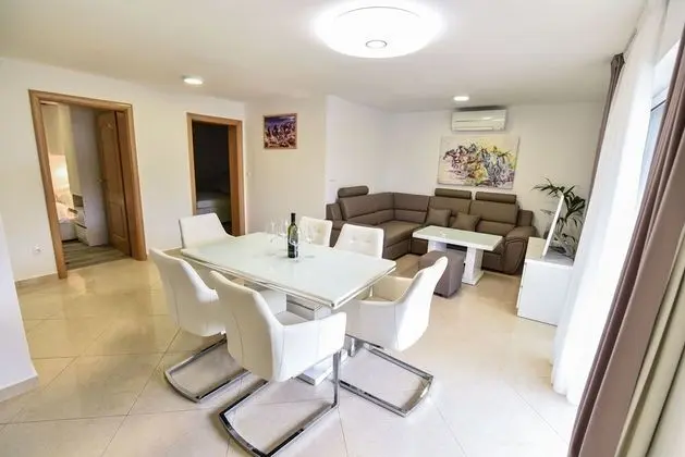 Basic Villa