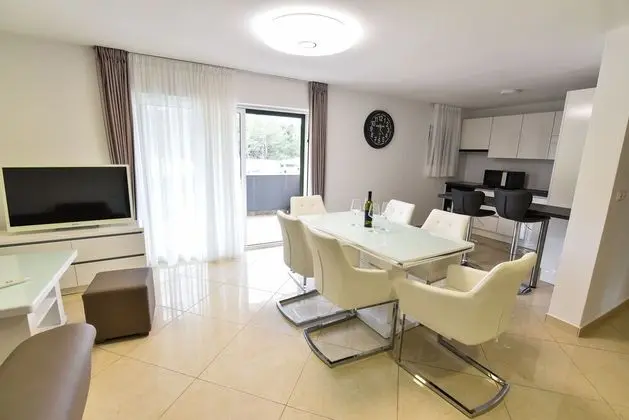Basic Villa
