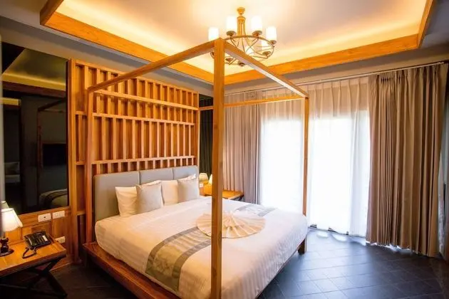 Deluxe Tek Büyük Yataklı Oda (Sanakeo)