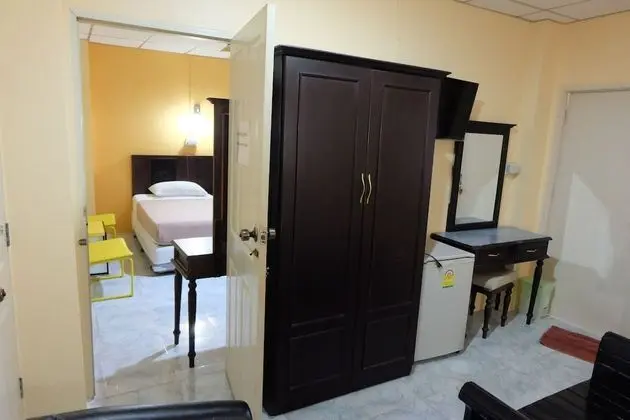 Superior Connecting Rooms