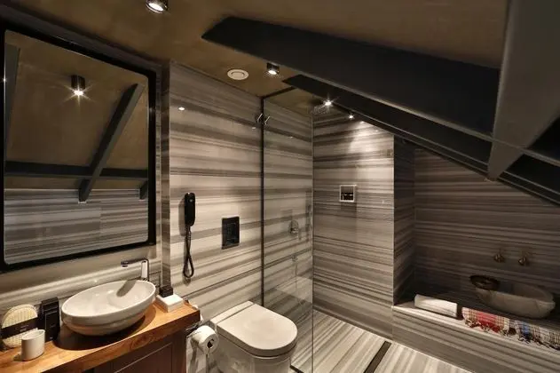 Penthouse, Manzarasız