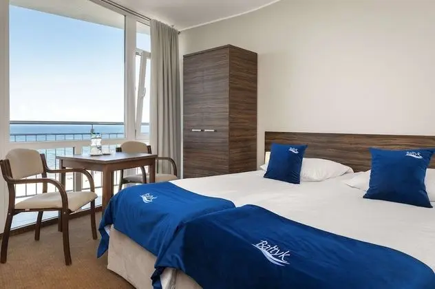 Tek Büyük veya İki Ayrı Yataklı Oda, Deniz Manzaralı