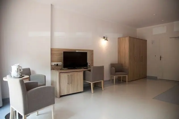 Comfort Tek Büyük Yataklı Oda