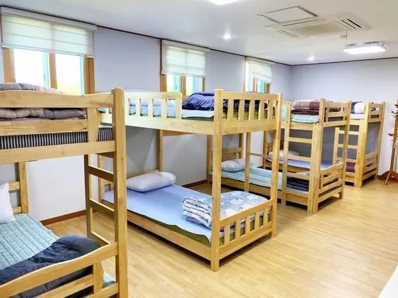 Ortak Ranzalı Oda, Sadece erkekler için (8 Beds)
