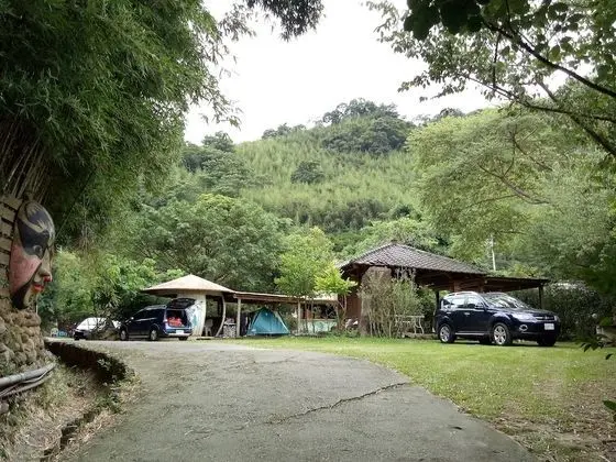 Deluxe Oda (Space Only No tent, futon or amenity)