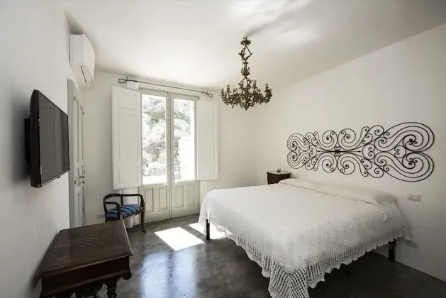 Tek Büyük Yataklı Oda, Balkon (Bartolomeo, first floor)