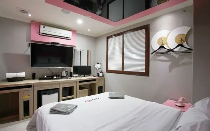 Oda (Standard room)
