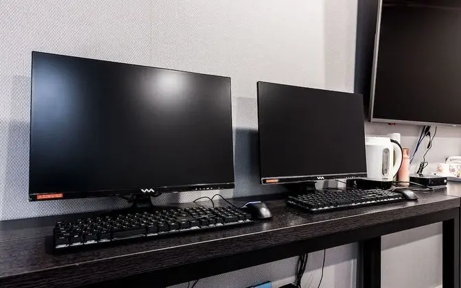 Oda (Deluxe (65-inch TV))