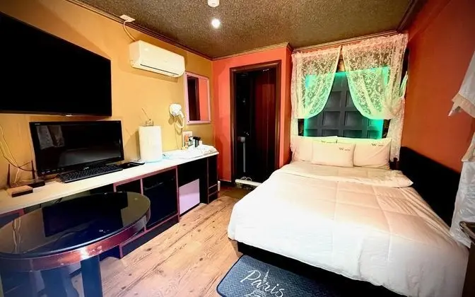 Oda (Deluxe / Random (Non-smoking room / N)