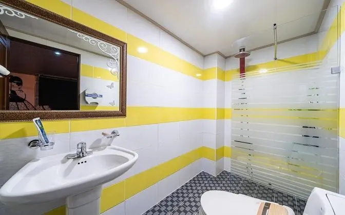 Oda (VIP 12 (Non-smoking room / Netflix av)