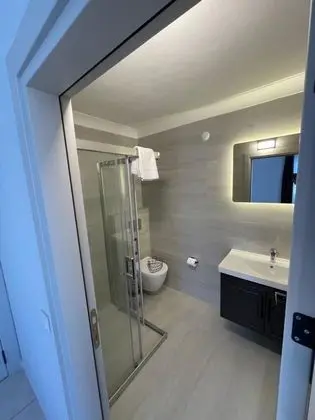 Standart Oda, Sokak Manzaralı, Balkonlu