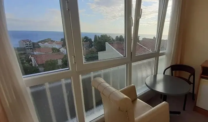 Kısmi Deniz Manzaralı Oda 1 Kişilik