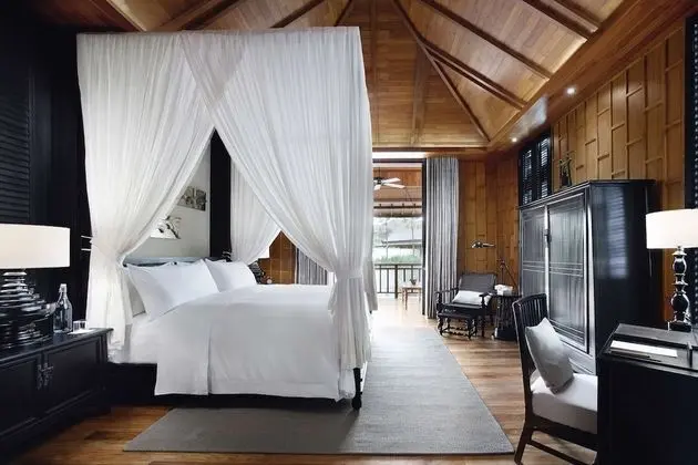 Villa (Lawan Thai)