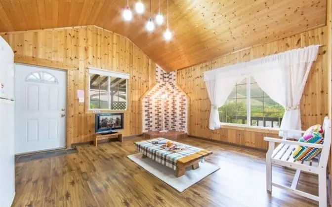 Oda (Flower Wall House-2 (Unshared House))