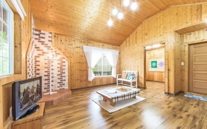 Oda (Flower Wall House (Unshared House))