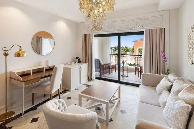 Junior Süit, 1 En Büyük (King) Boy Yatak, Balkon, Okyanus Manzaralı
